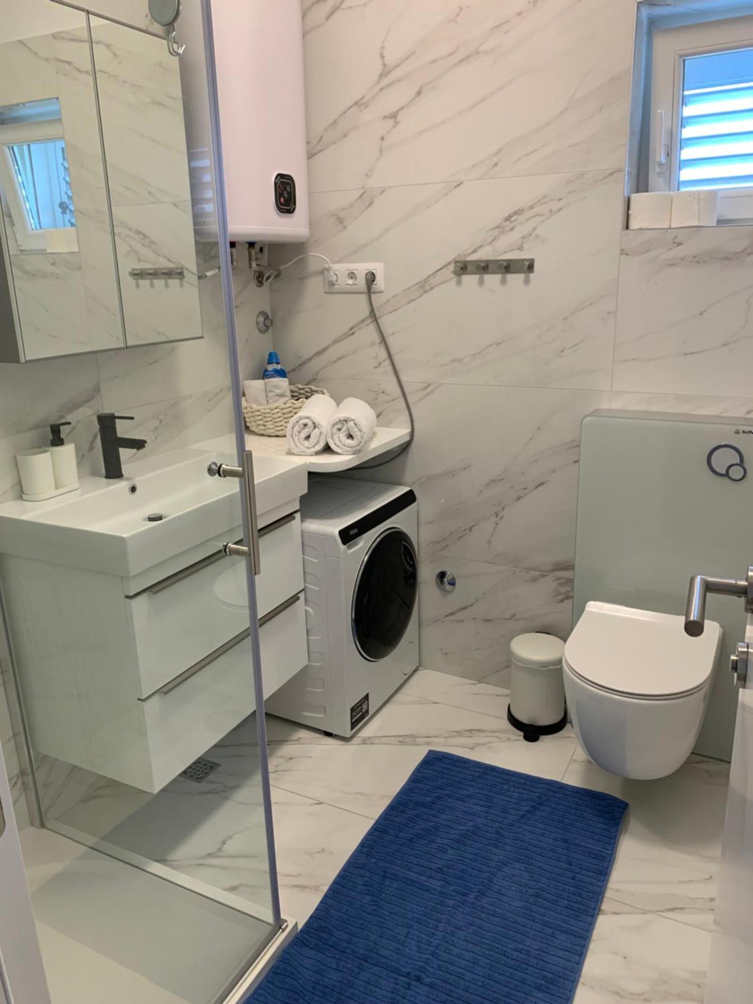 Deluxe Suites Anna Vodice Exterior foto